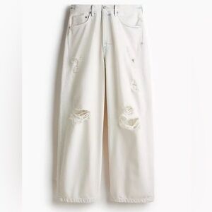 NWOT H&M Distressed White Wide Leg Jeans